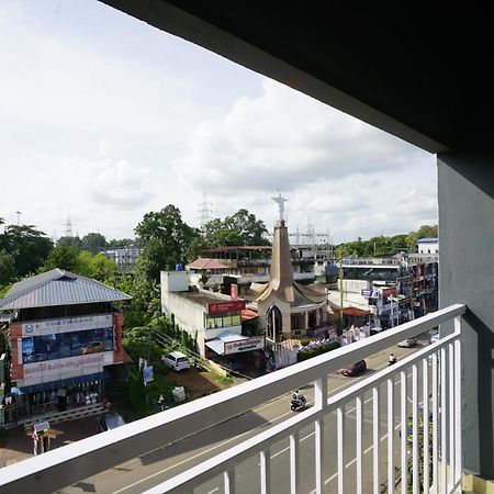 Quilon Residency Kundara Perumanseri Exterior foto