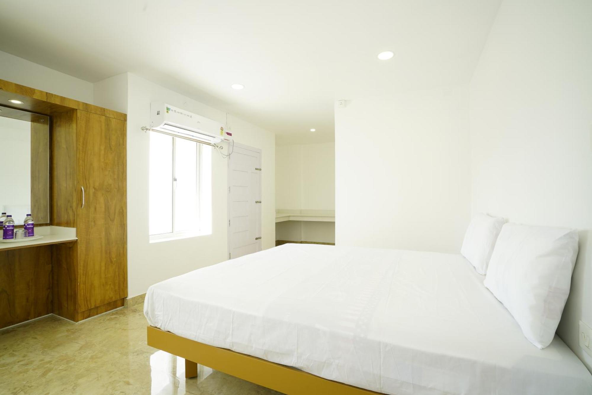 Quilon Residency Kundara Perumanseri Exterior foto