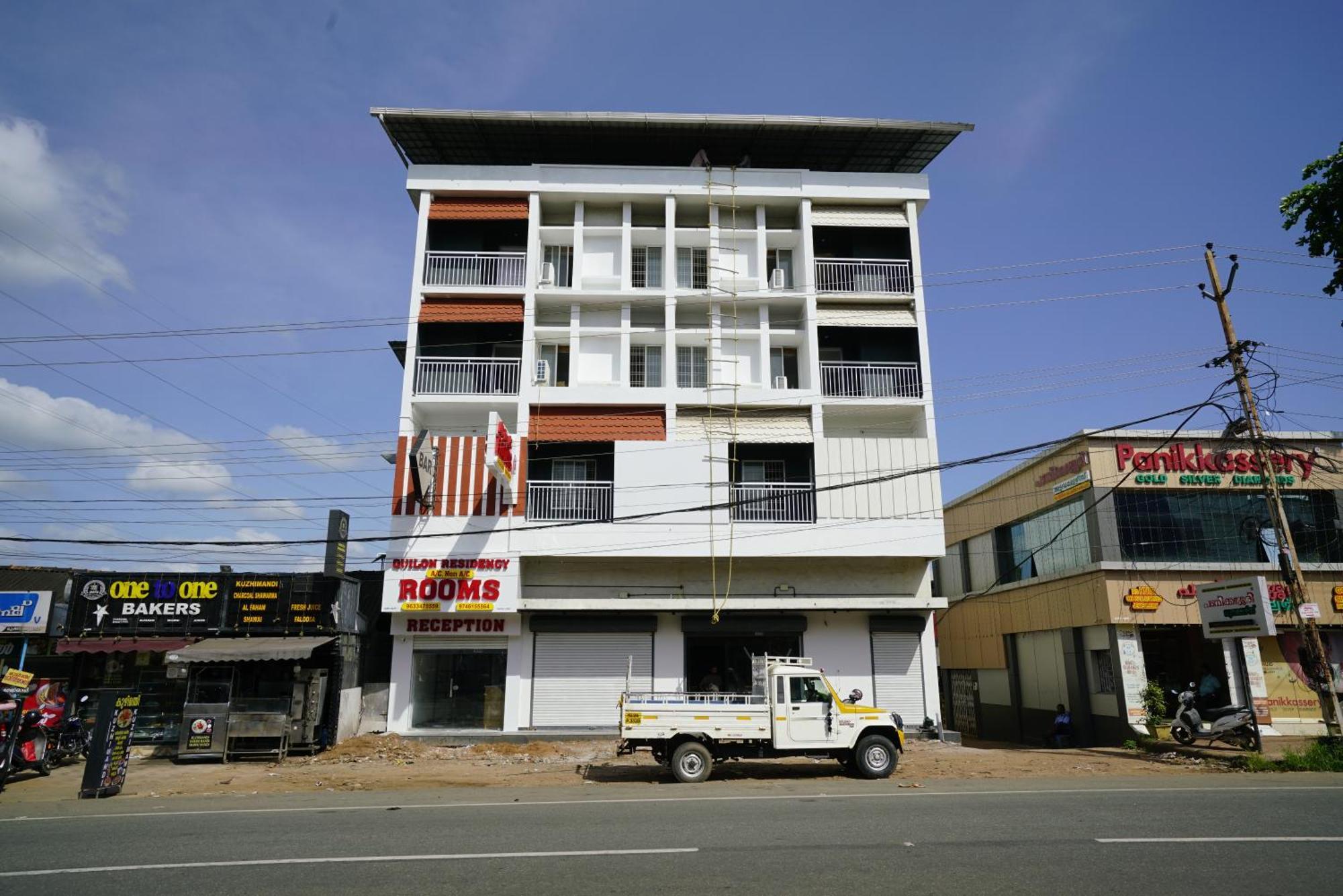 Quilon Residency Kundara Perumanseri Exterior foto